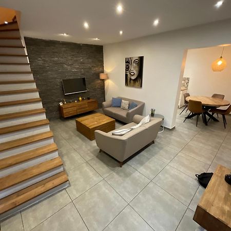 Maison 3 chambres proximité aéroport et grand axes Charleroi Esterno foto