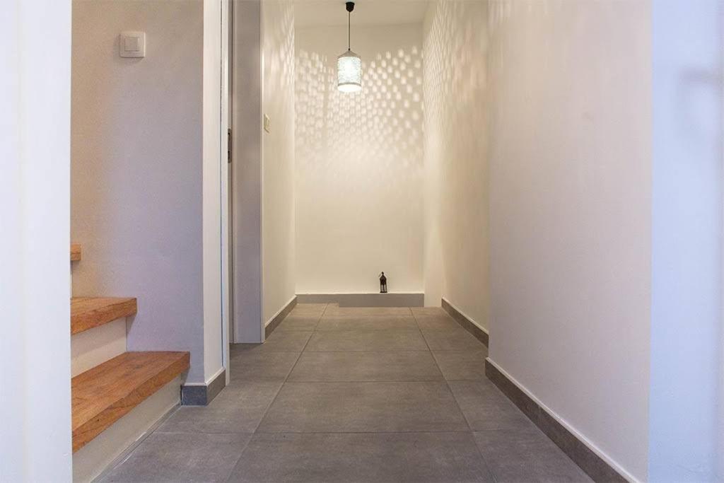 Maison 3 chambres proximité aéroport et grand axes Charleroi Esterno foto