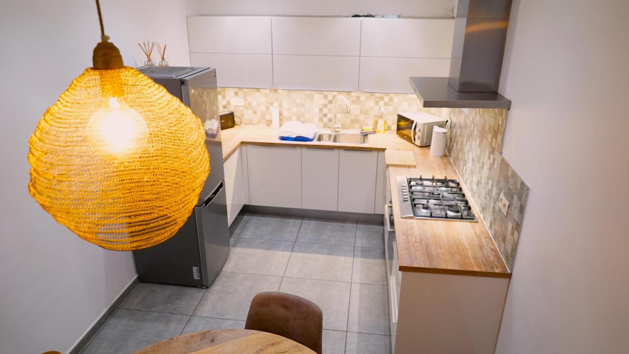 Maison 3 chambres proximité aéroport et grand axes Charleroi Esterno foto